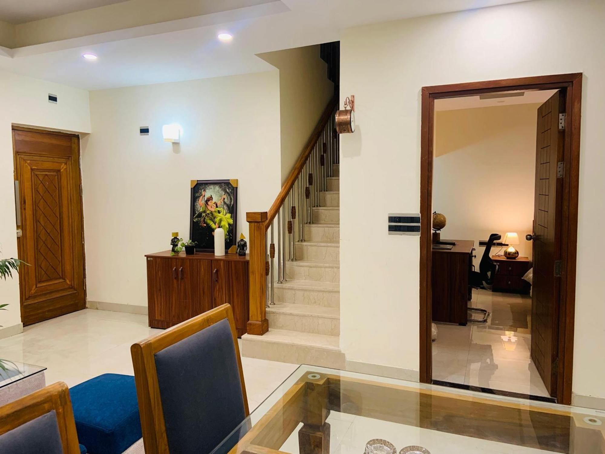 Umang - Premium Resort Like Villa In Vrindāvan Exterior foto